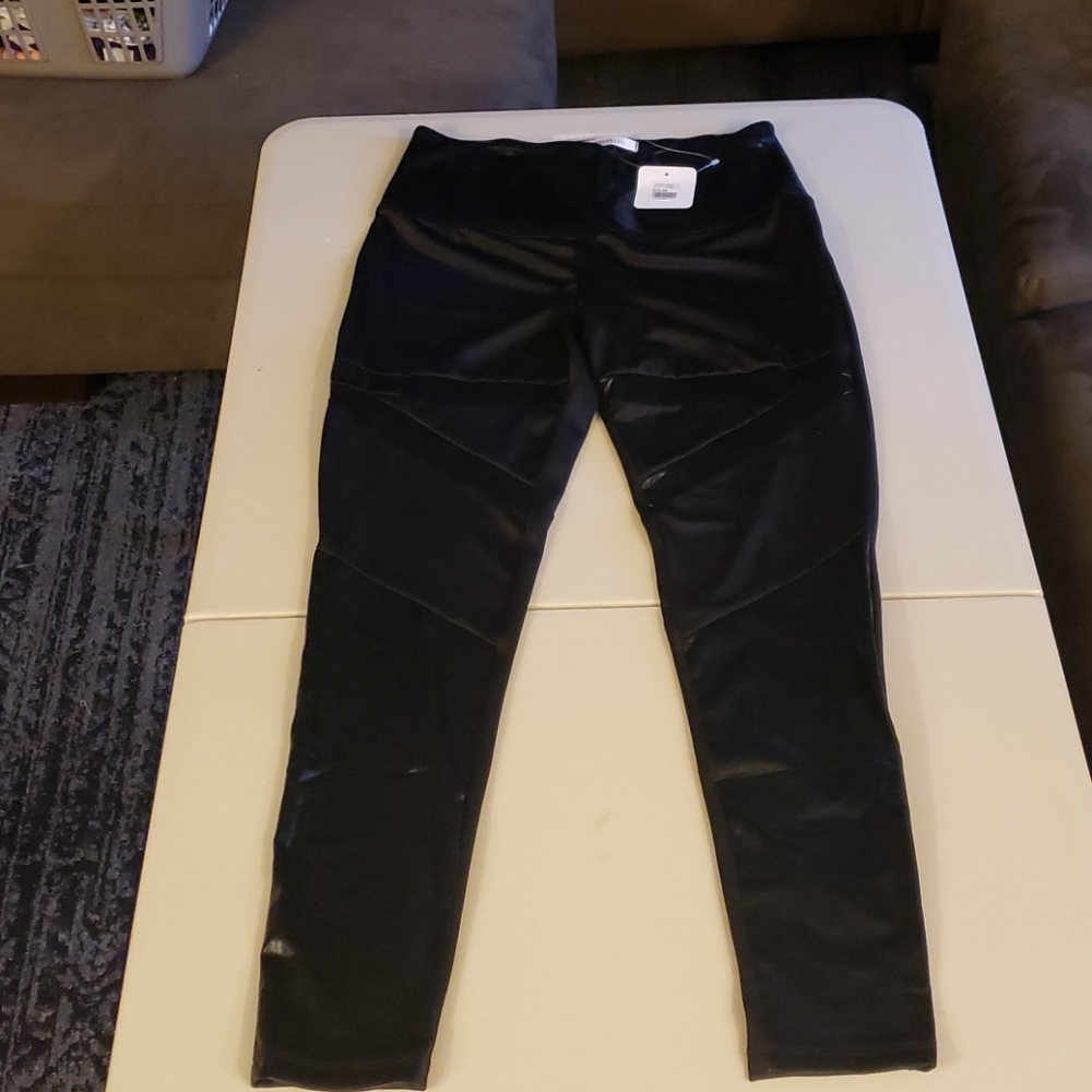 Bycynthialeu faux leather leggings